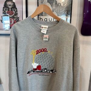 Vintage 2000 Disney Epcot sweatshirt